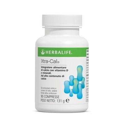 Xtra-Cal® herbalife è un integratore alimentare quotidiano formulato esclusivamente con Calcio e una miscela di altri minerali accuratamente selezionati come Magnesio, Rame, Manganese e Zinco. Xtra-Cal® contiene anche Vitamina D, che che contribuisce al normale assorbimento del Calcio. Inoltre, la Vitamina D contribuisce al mantenimento della normale funzione muscolare.